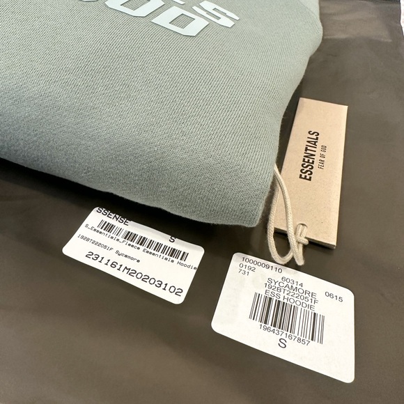 Essentials Fear Of God (FOG) Hoodie Sycamore size Small Spring Summer 2023 - Picture 11 of 16